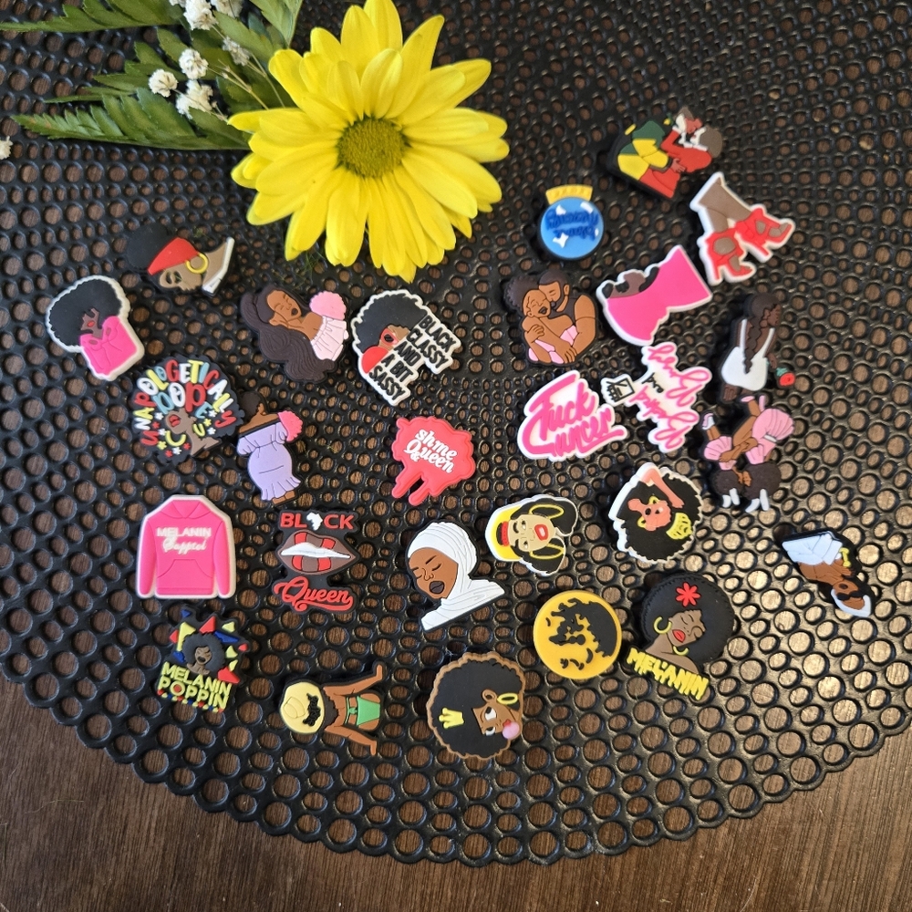 5 for $25 Croc Jibbitz Charms Set Lot Queen Women Accessories Shoes.